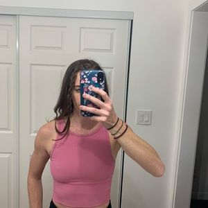 Cute pink lulu top